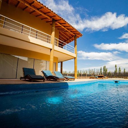 Chaglasian Wine & Suites San Rafael  Bagian luar foto