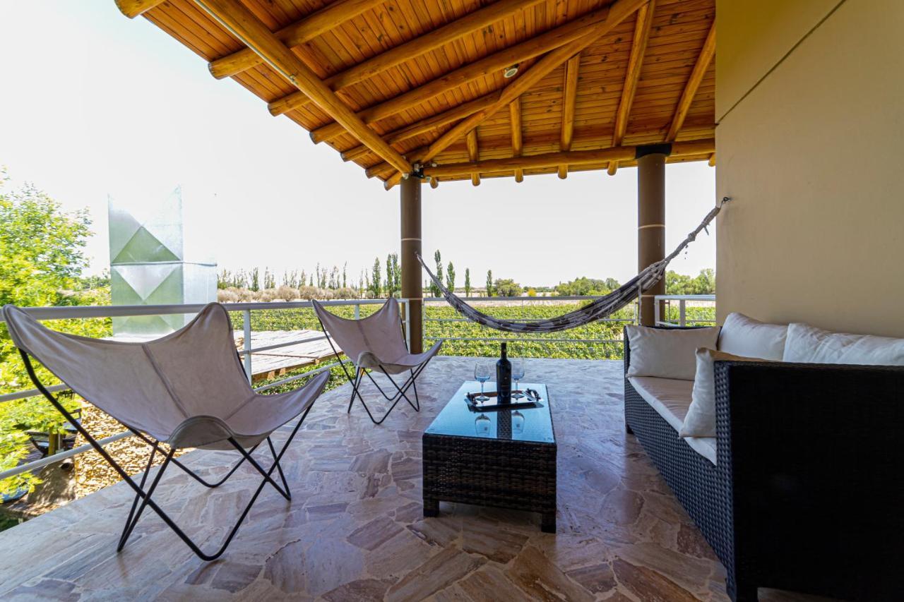 Chaglasian Wine & Suites San Rafael  Bagian luar foto