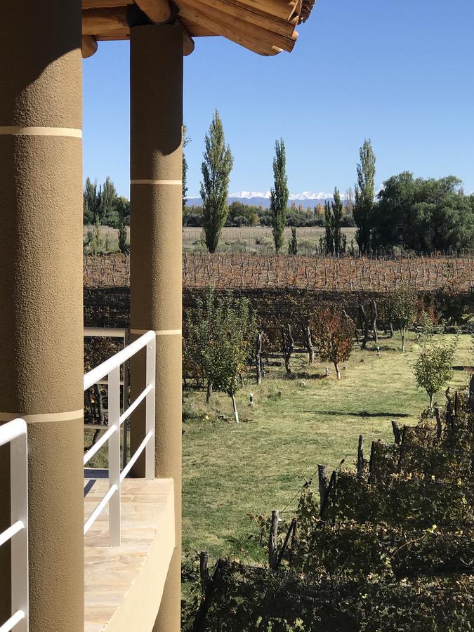 Chaglasian Wine & Suites San Rafael  Bagian luar foto